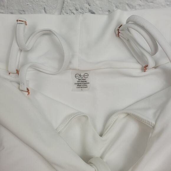 NWT ETE Oia Off-Shoulder White Bikini Top size Large - Picture 8 of 13